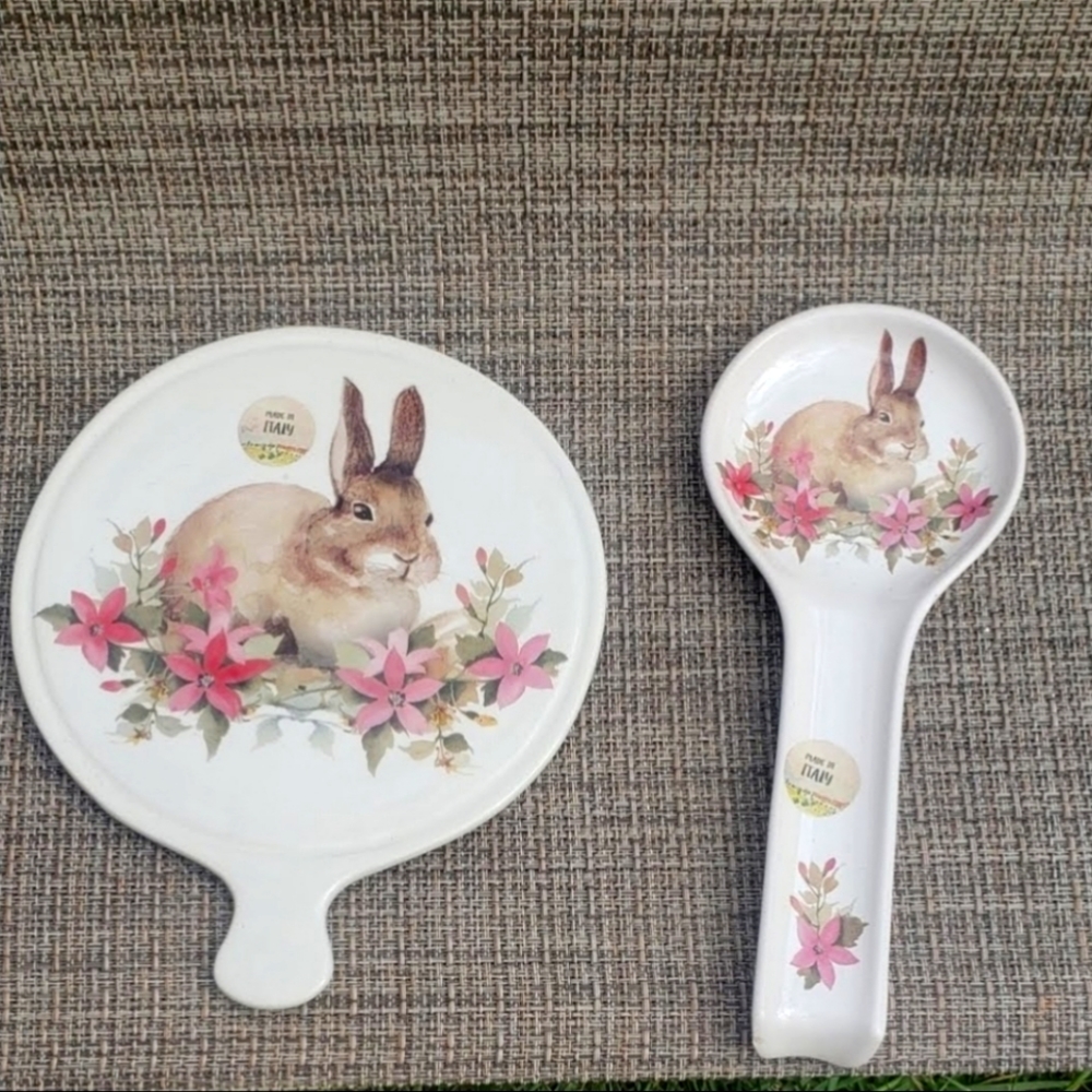 Ceramica cuore bunny trivet and spoon rest